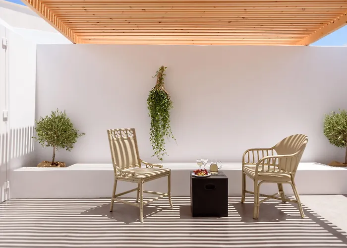 Aria & Fira (Santorini)