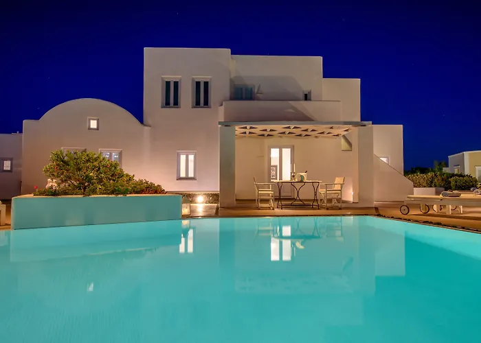 Aria & Hotel Fira (Santorini)