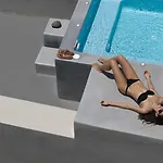 Aria & Hotel Fira (Santorini)