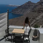 فندق Aria & ثيرا