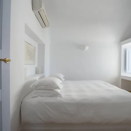 Aria Suites&villas 4*