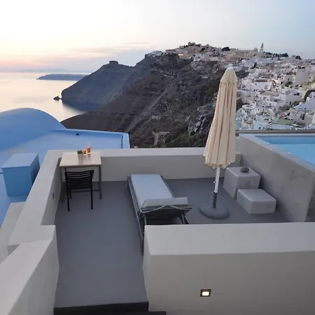 Aria & Hotel Fira (Santorini)