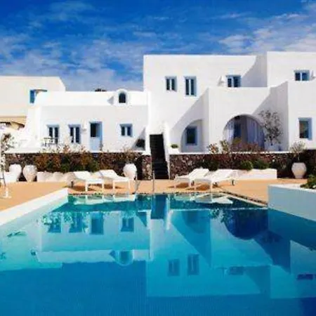 Aria & 4* Fira (Santorini)