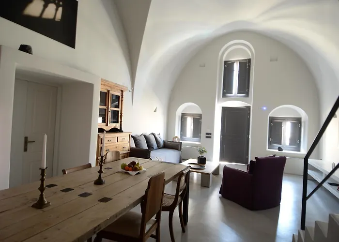 Aria & Otel Fira (Santorini)