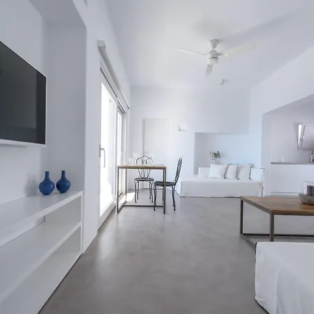 Aria & Hotel Fira (Santorini)